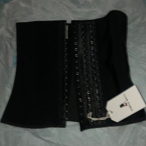 💖KAMRIN WHITE WAIST TRAINER XS 💖